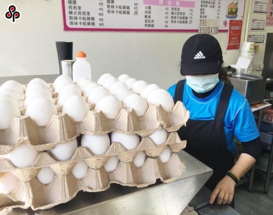 台湾鸡蛋再涨价 学生营养午餐全蛋变炒蛋