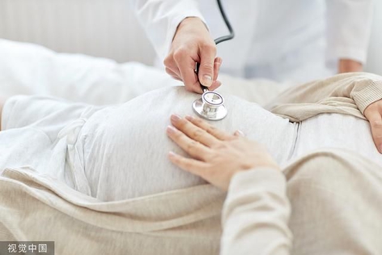 最新调查：美国孕产妇死亡率因疫情上升